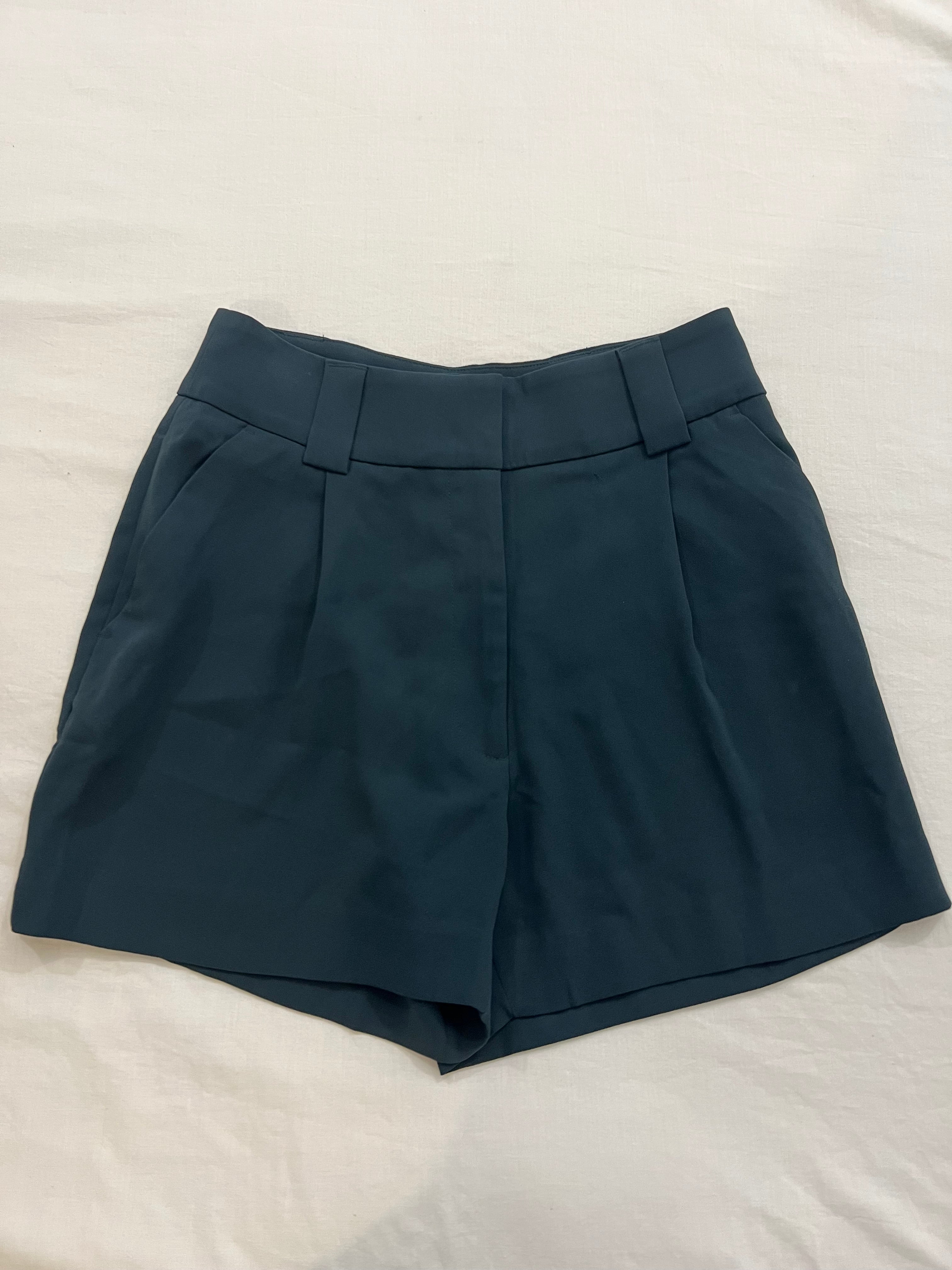 Short suelto H&M- Talla:S