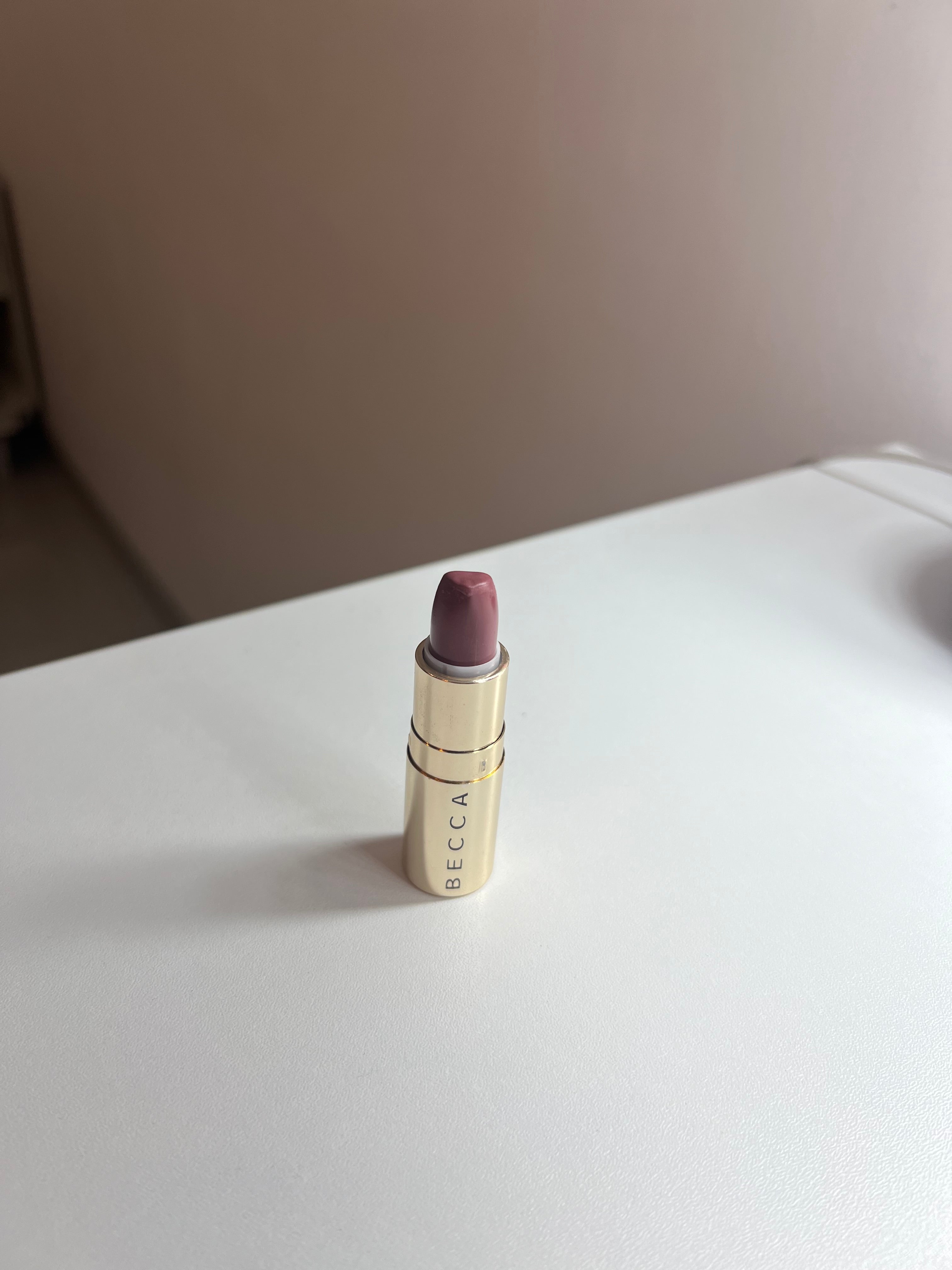 Mini labial BECCA