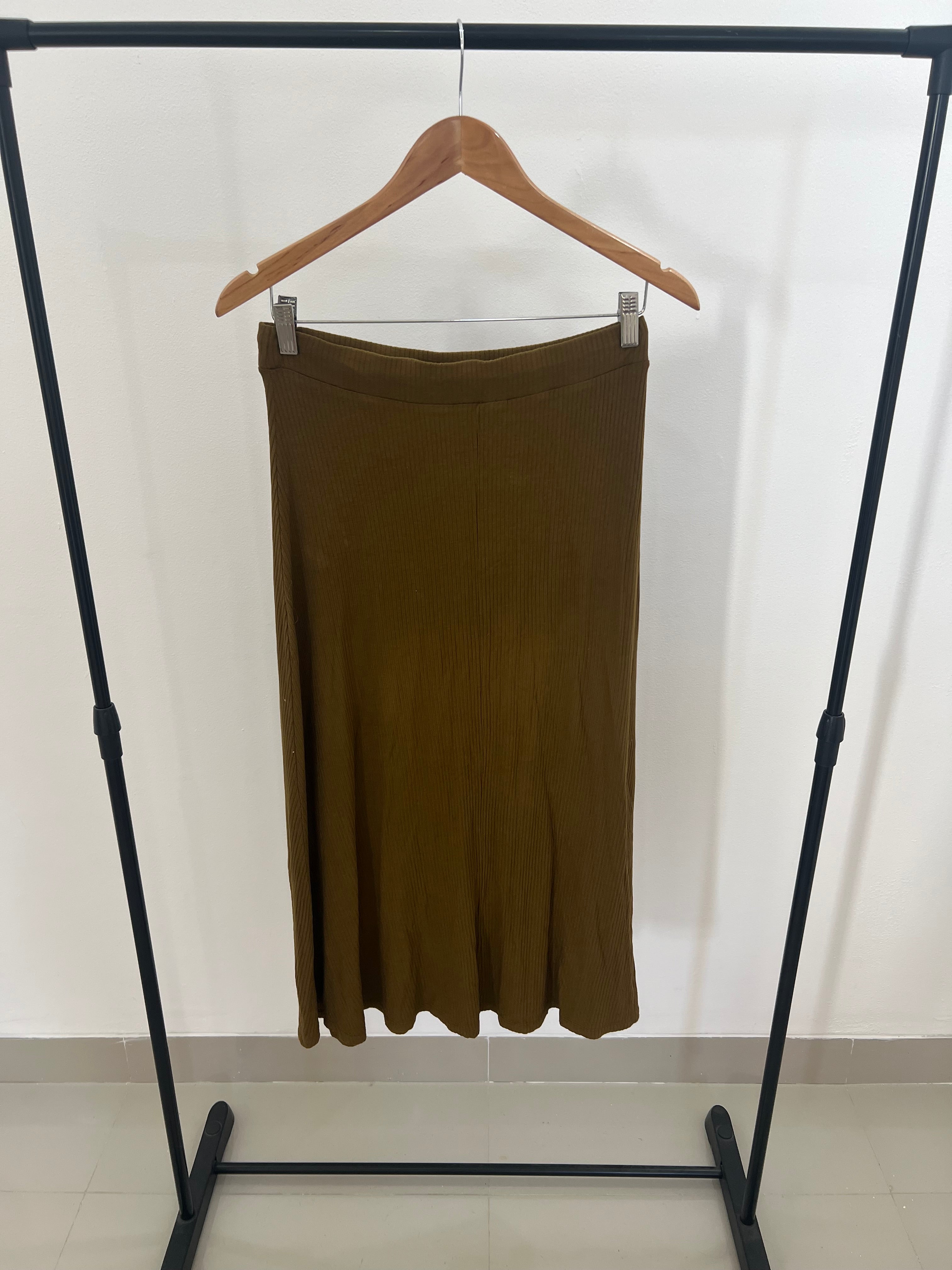Falda midi MANGO - Talla: M