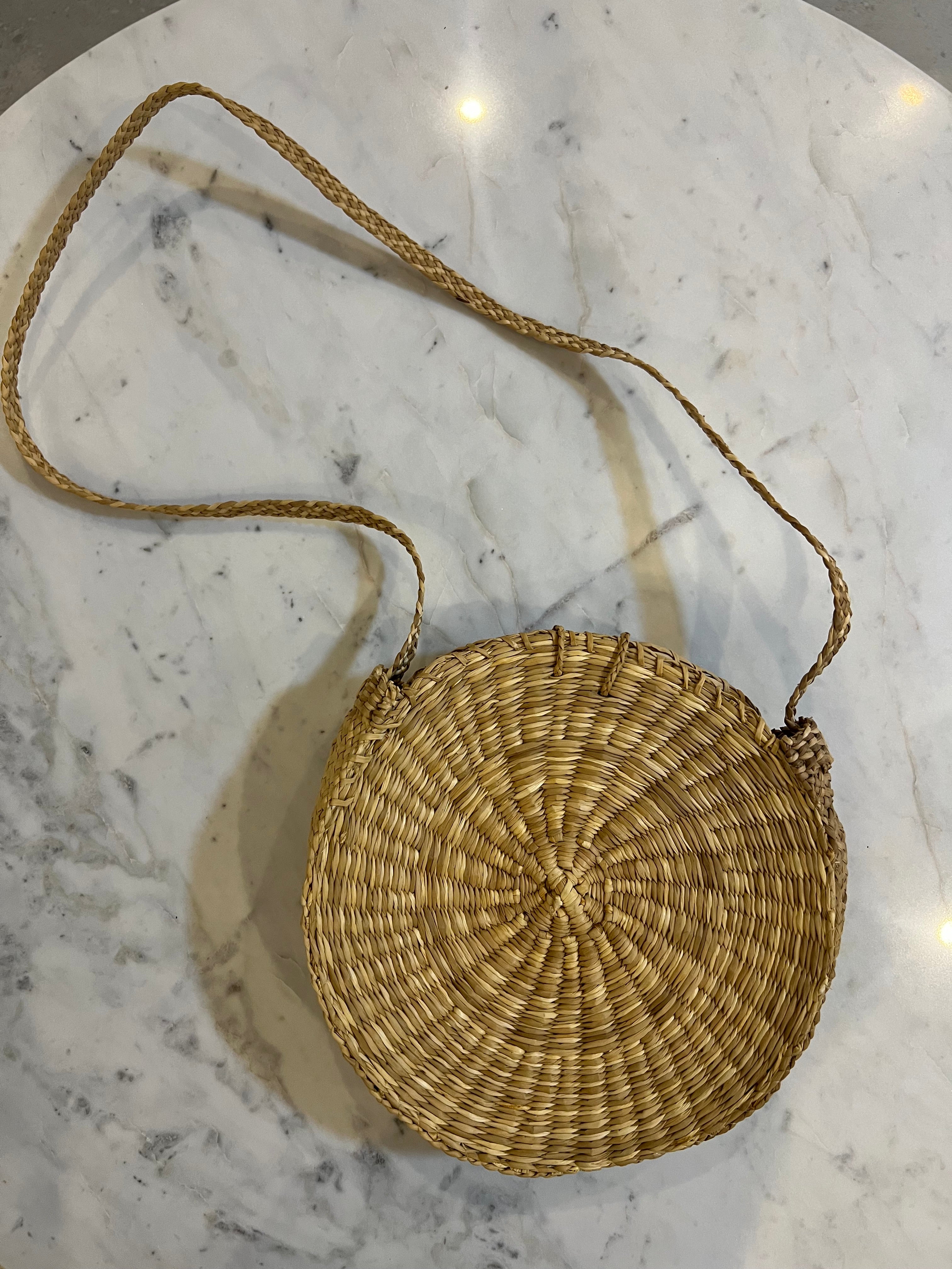 Cartera circular artesanal