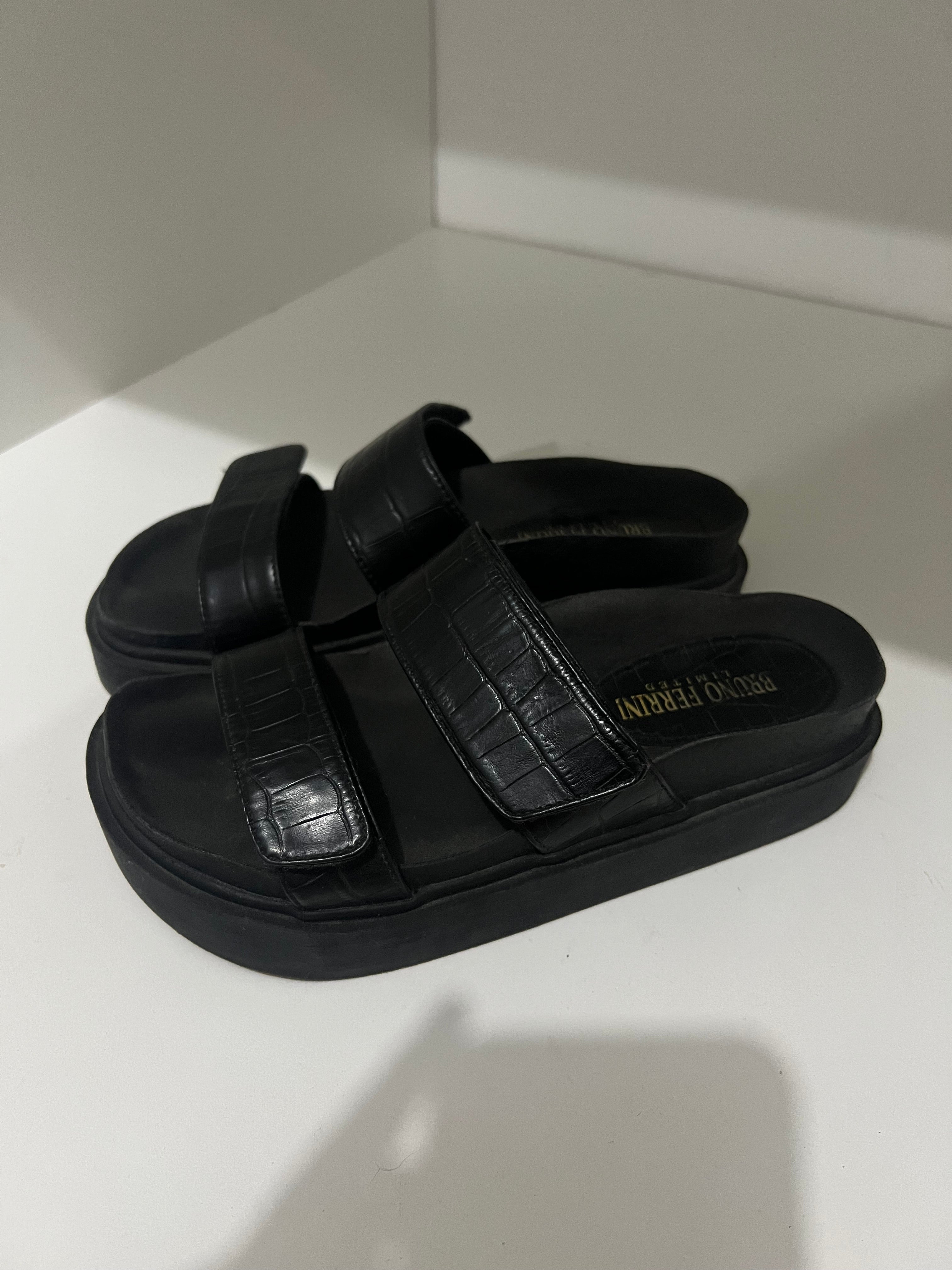 Sandalias Bruno ferrini - Talla: 38