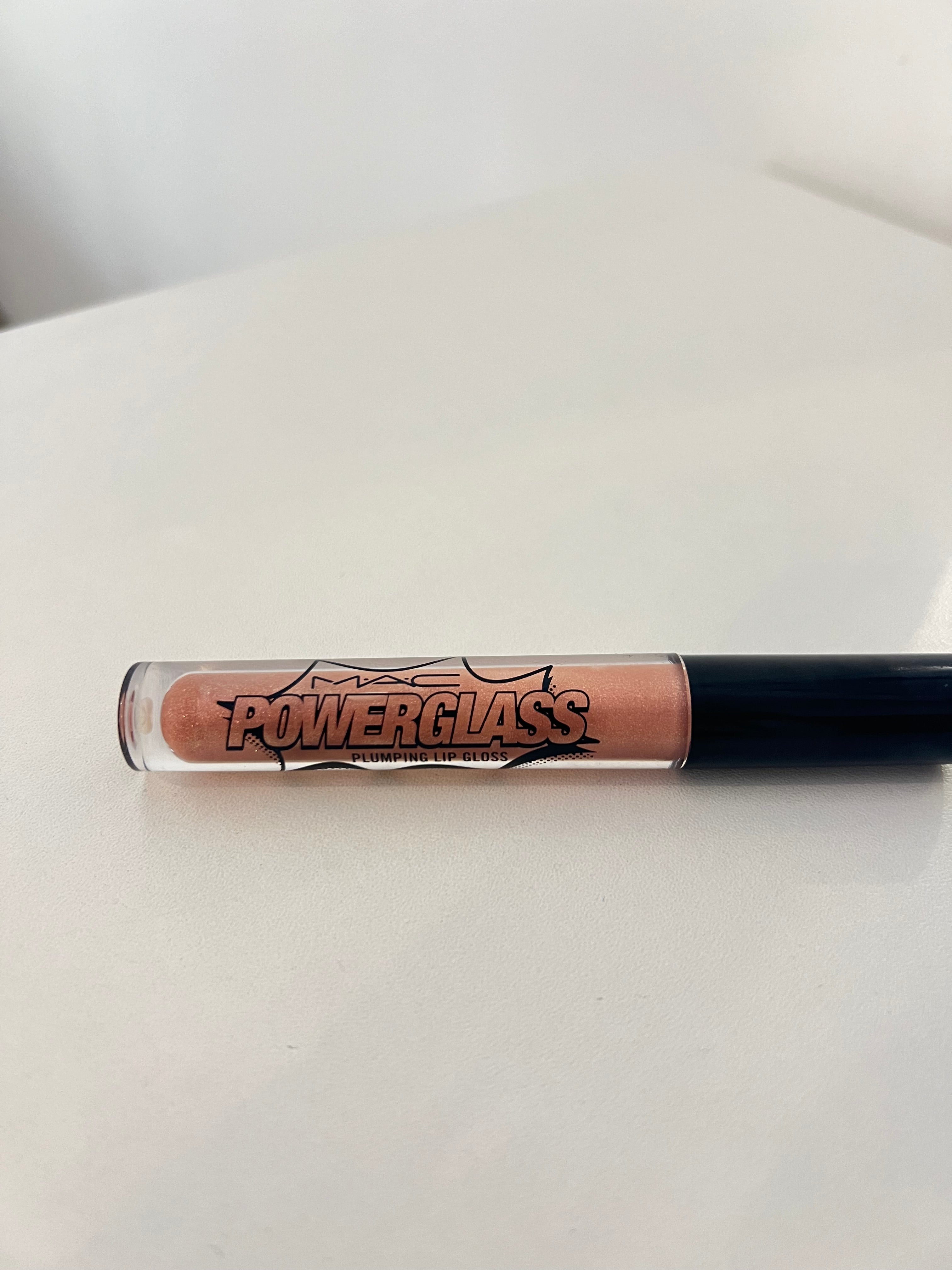 Plumping lip gloss MAC