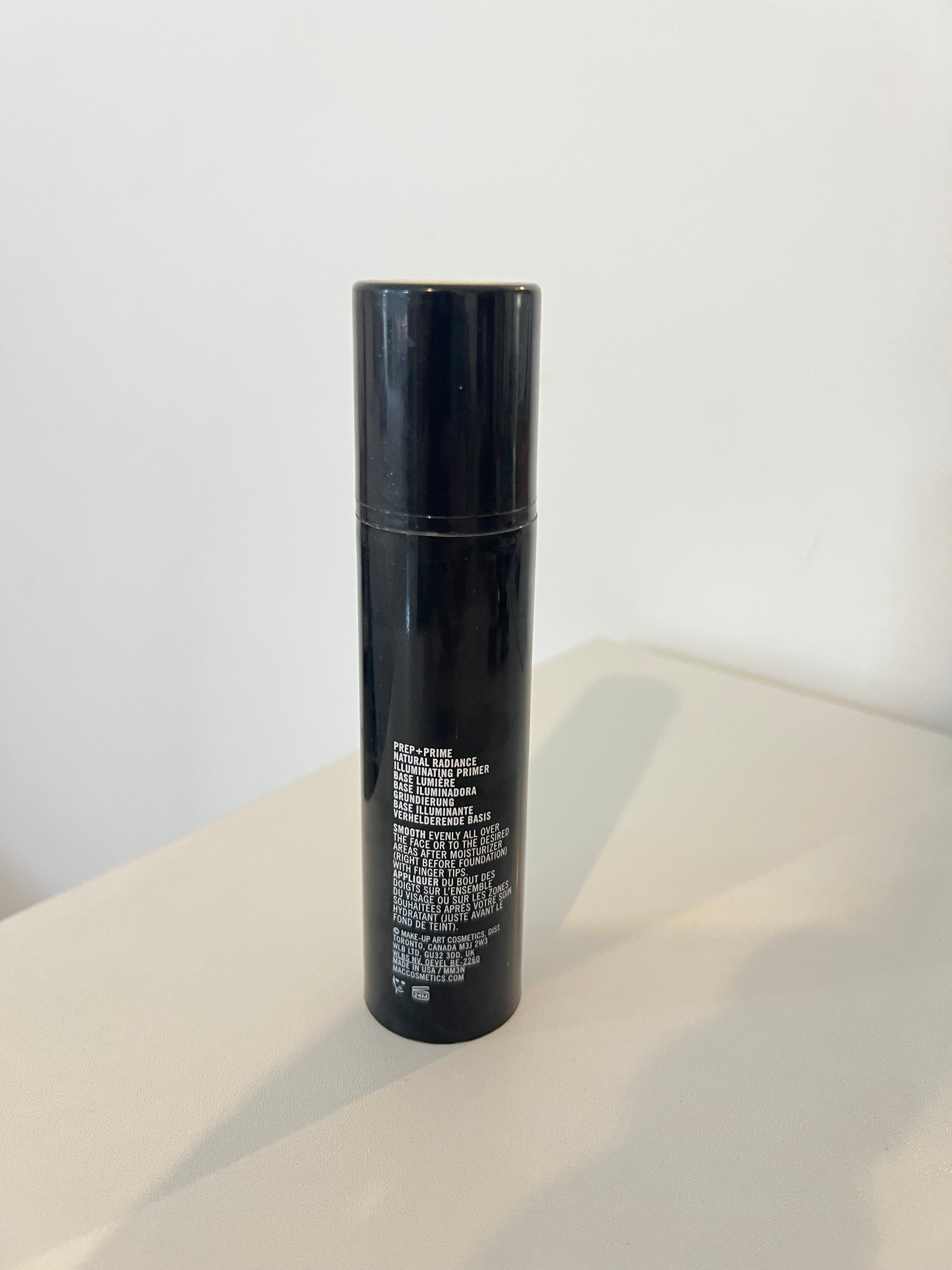 Primer MAC natural radiance