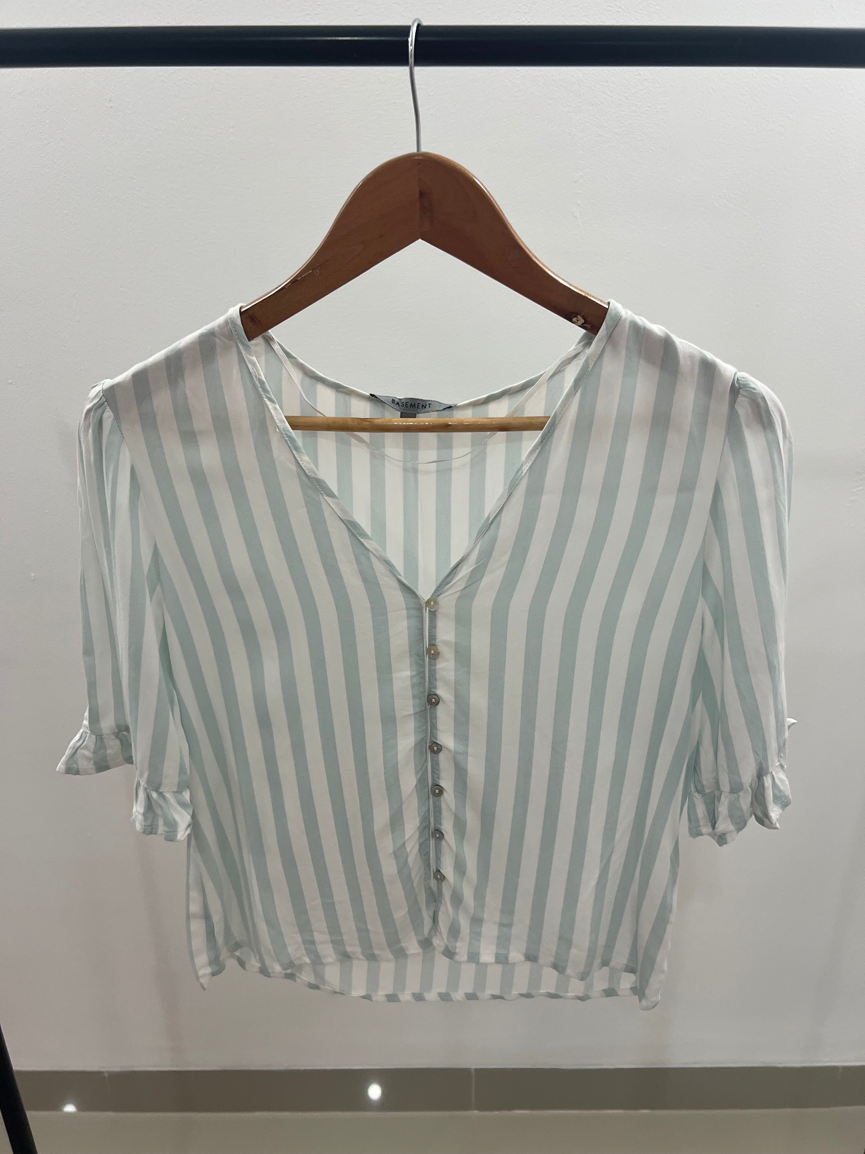 Blusa líneas Basement-Talla: S
