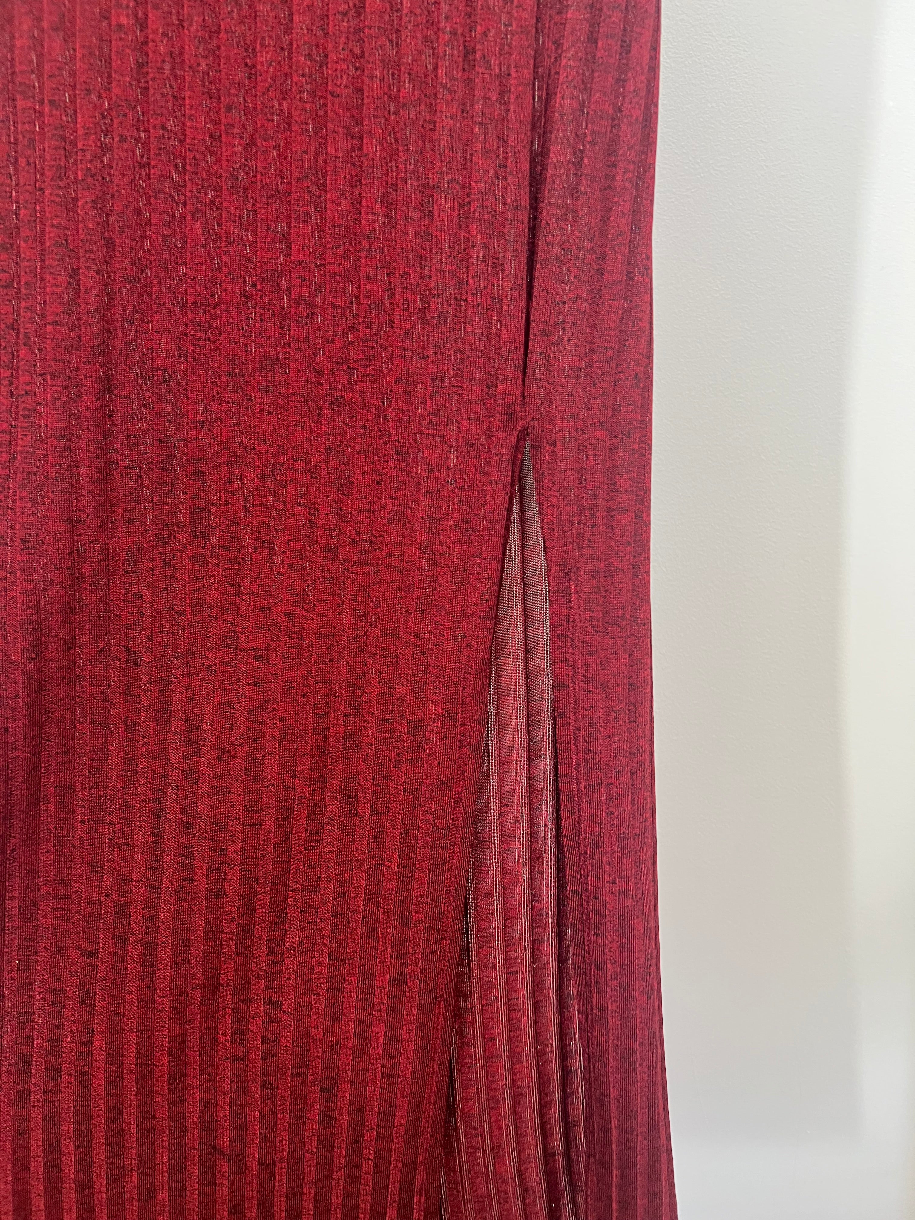 Falda midi roja - Talla: S