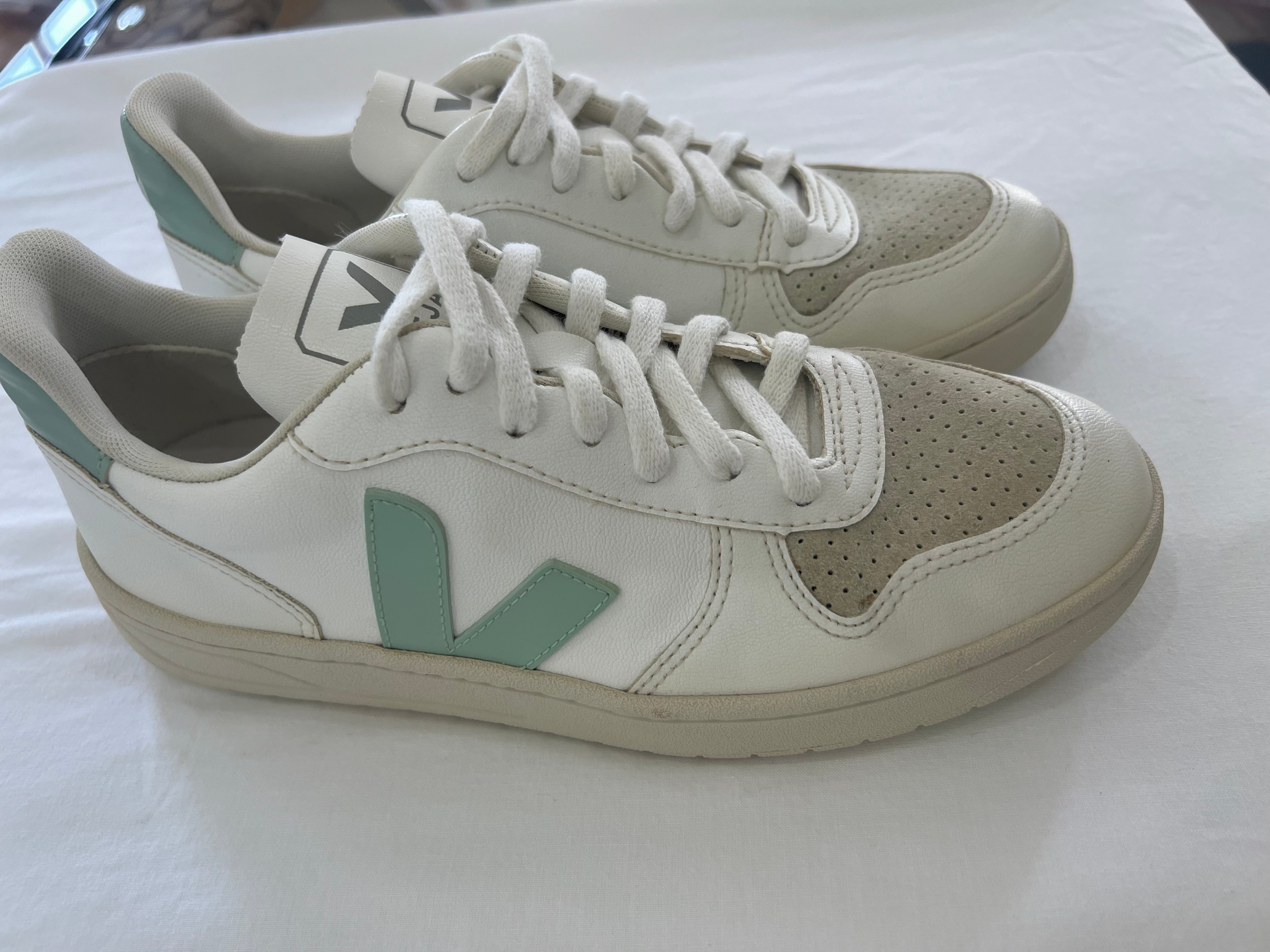 Zapatillas VEJA- Talla:38
