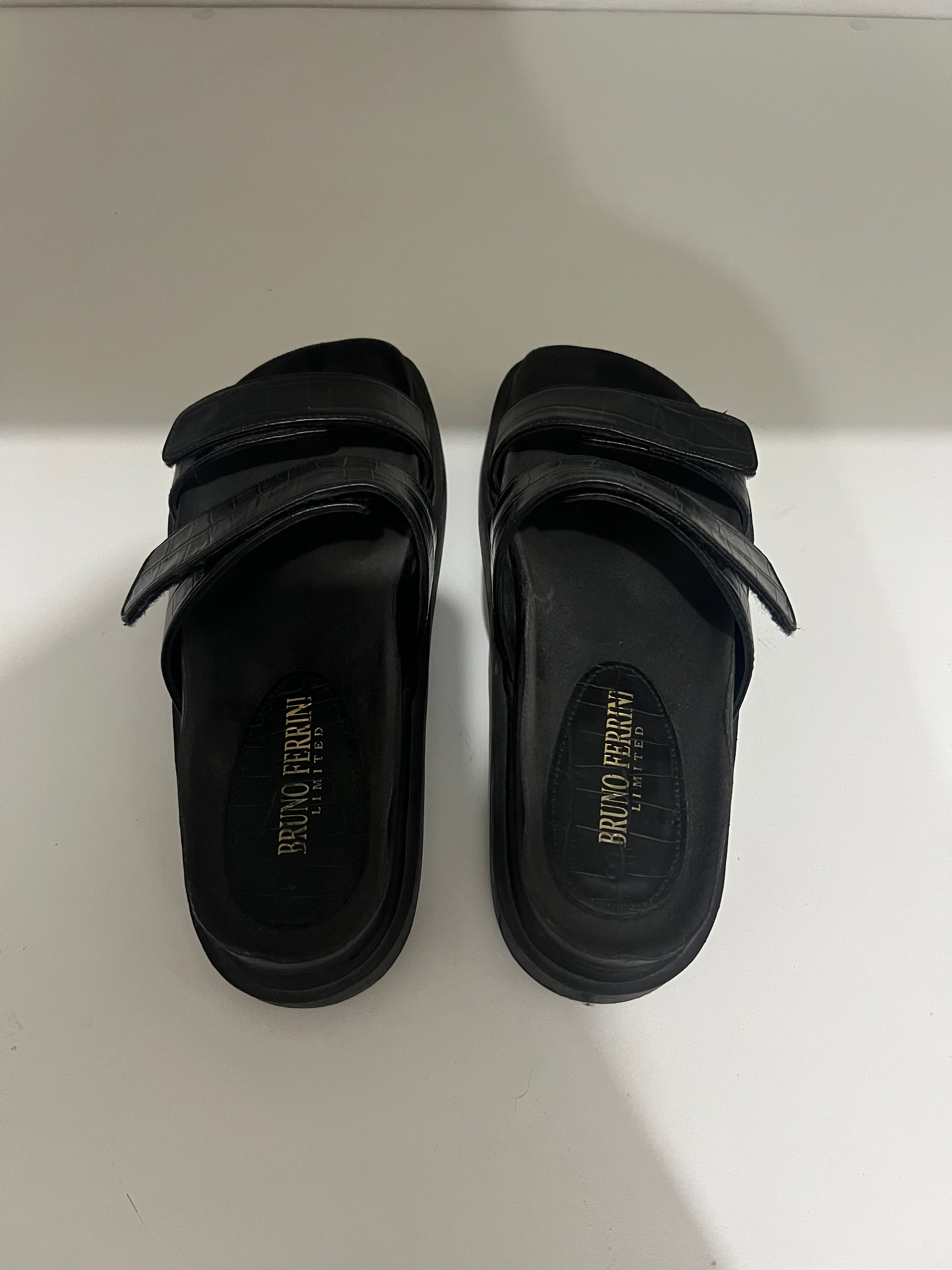 Sandalias Bruno ferrini - Talla: 38
