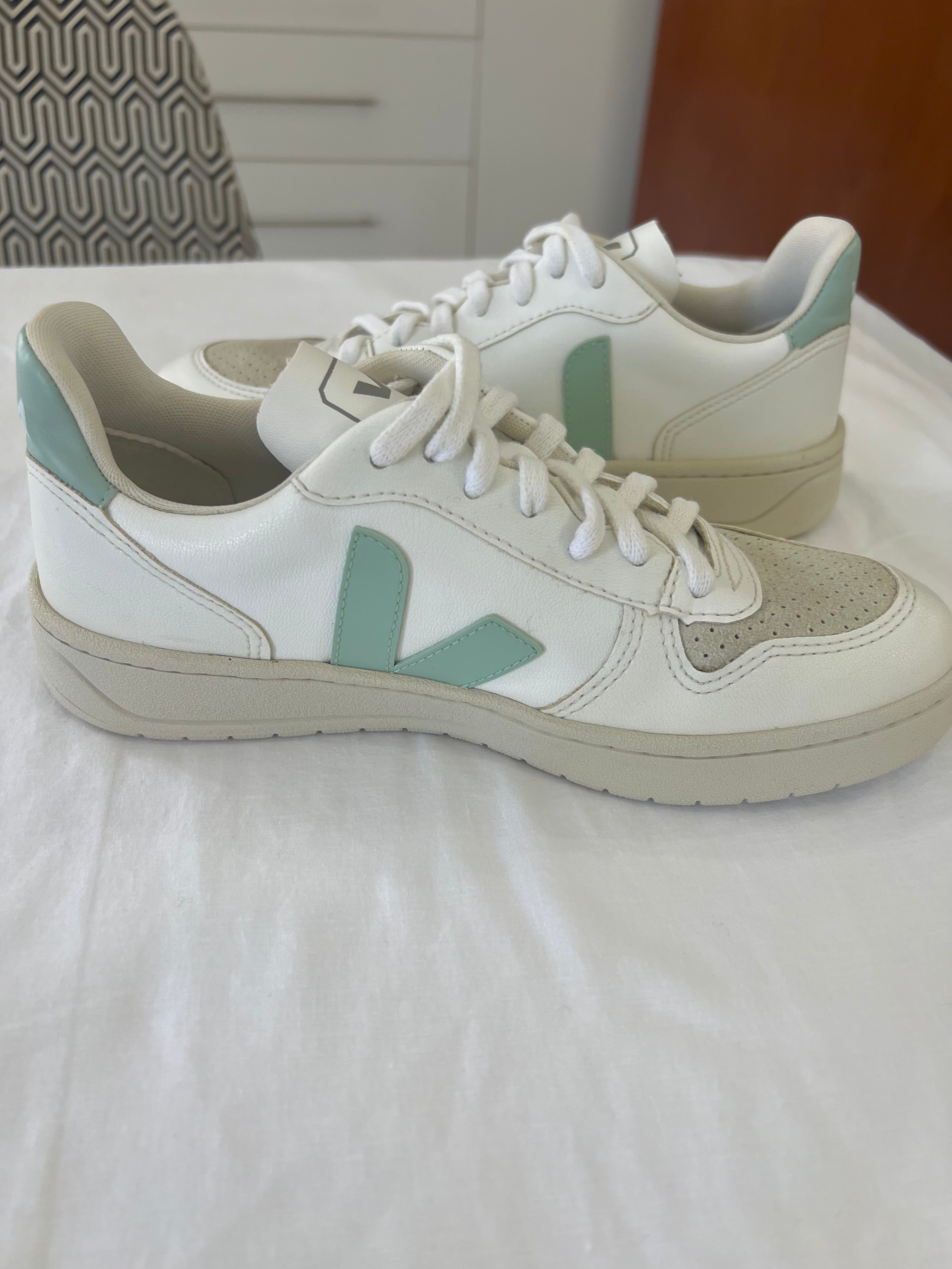 Zapatillas VEJA- Talla:38