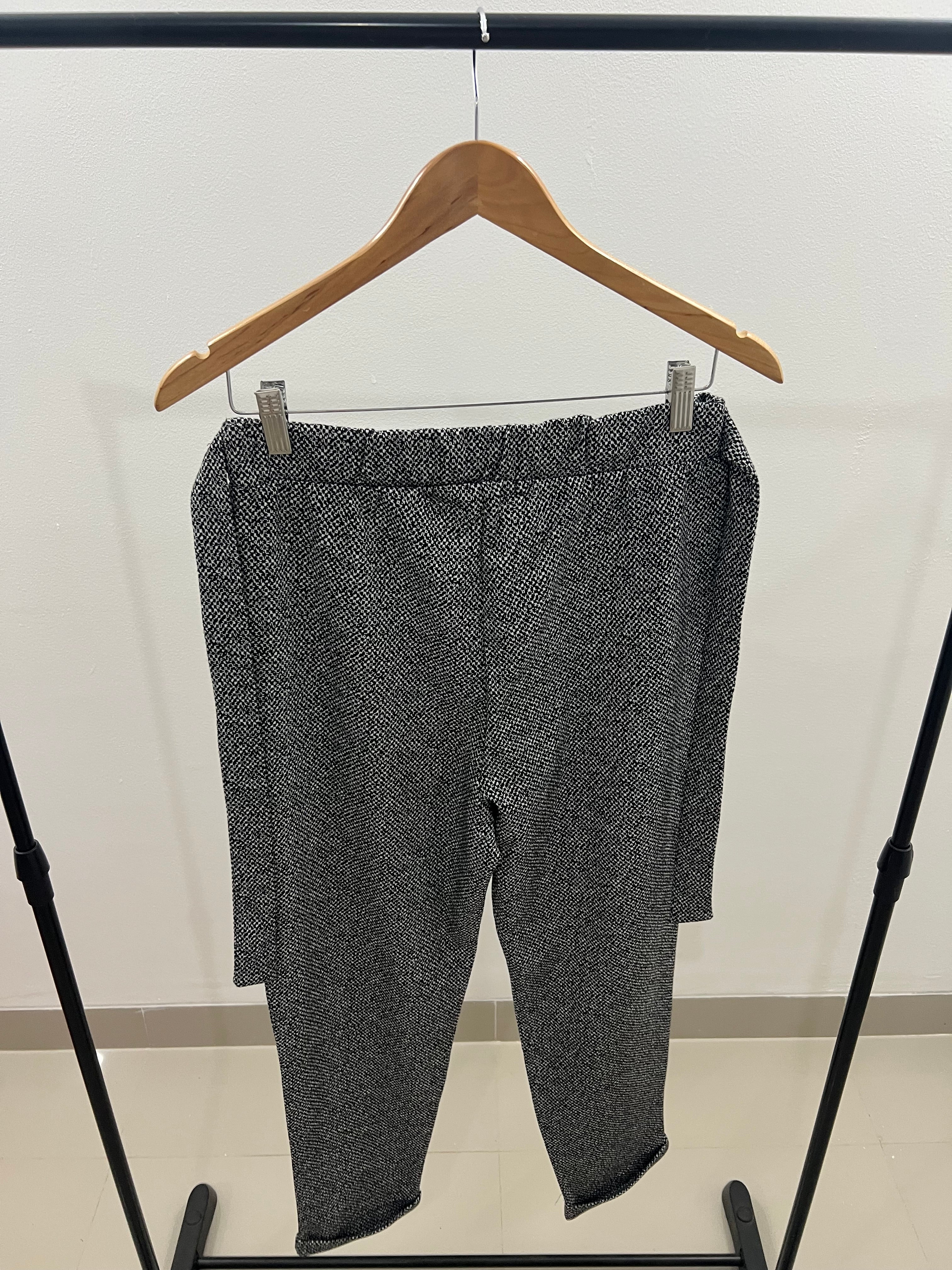 Pantalón sfera casual- Talla:M