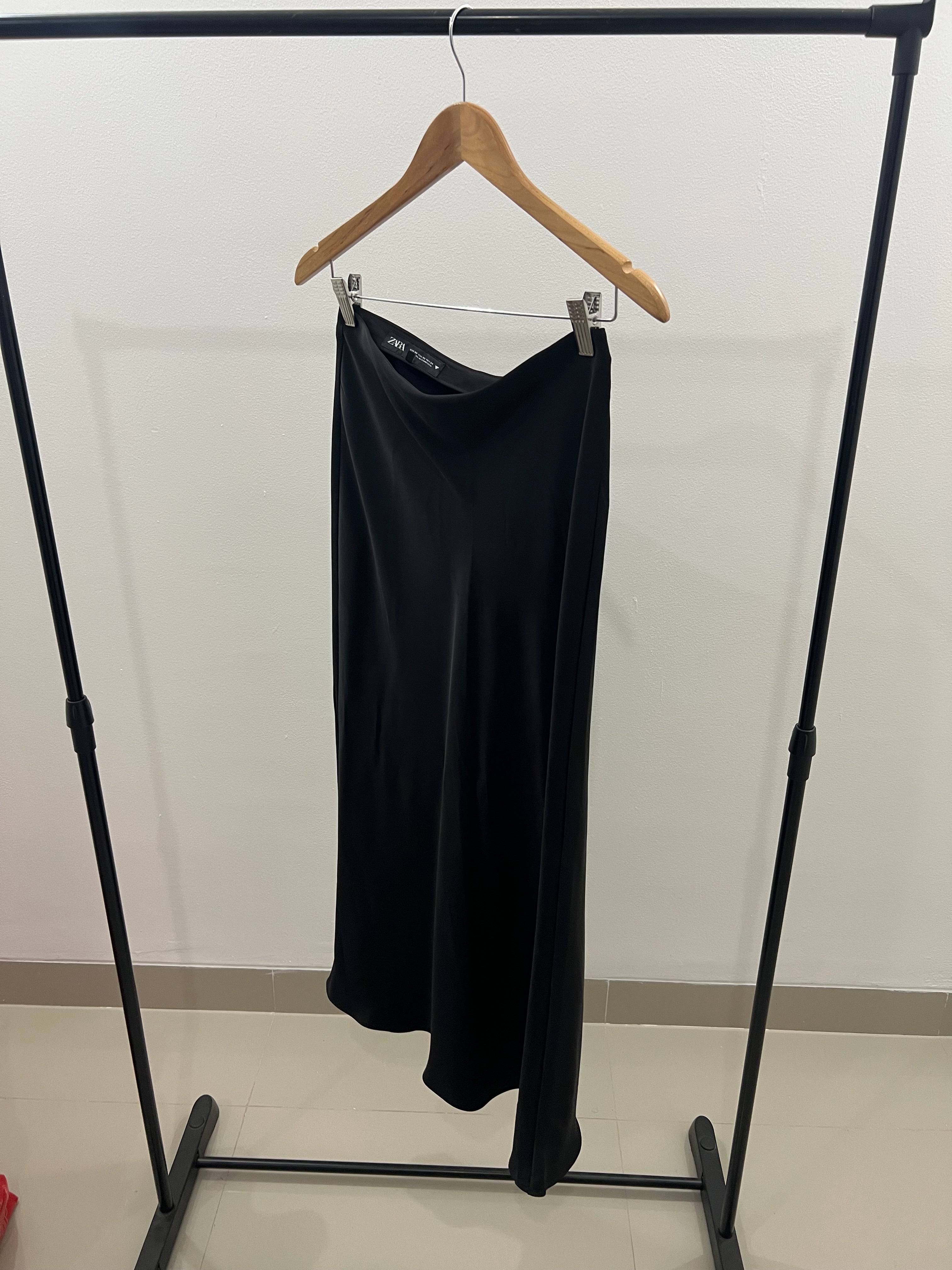 Falda negra ZARA-Talla:S
