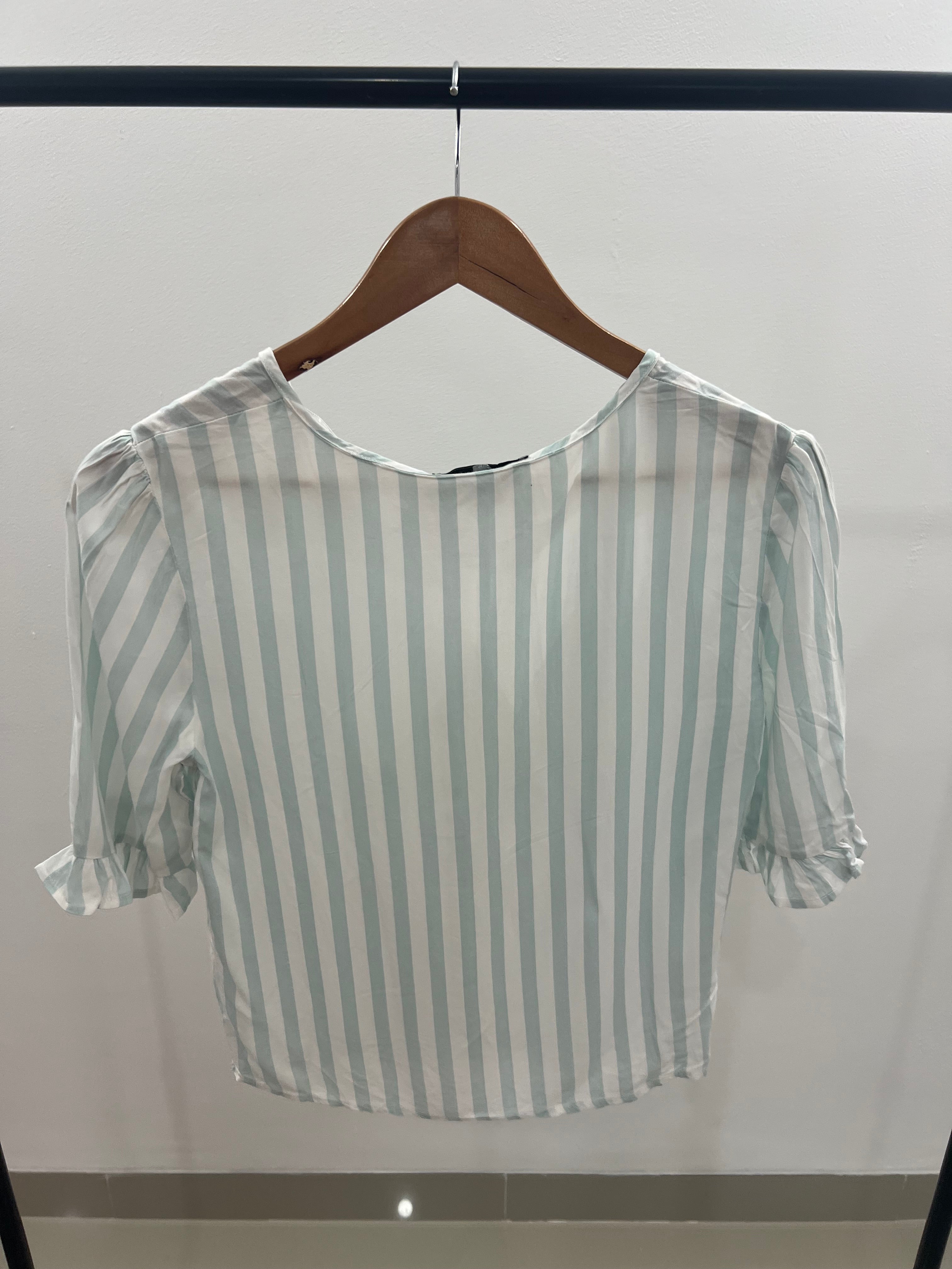Blusa líneas Basement-Talla: S