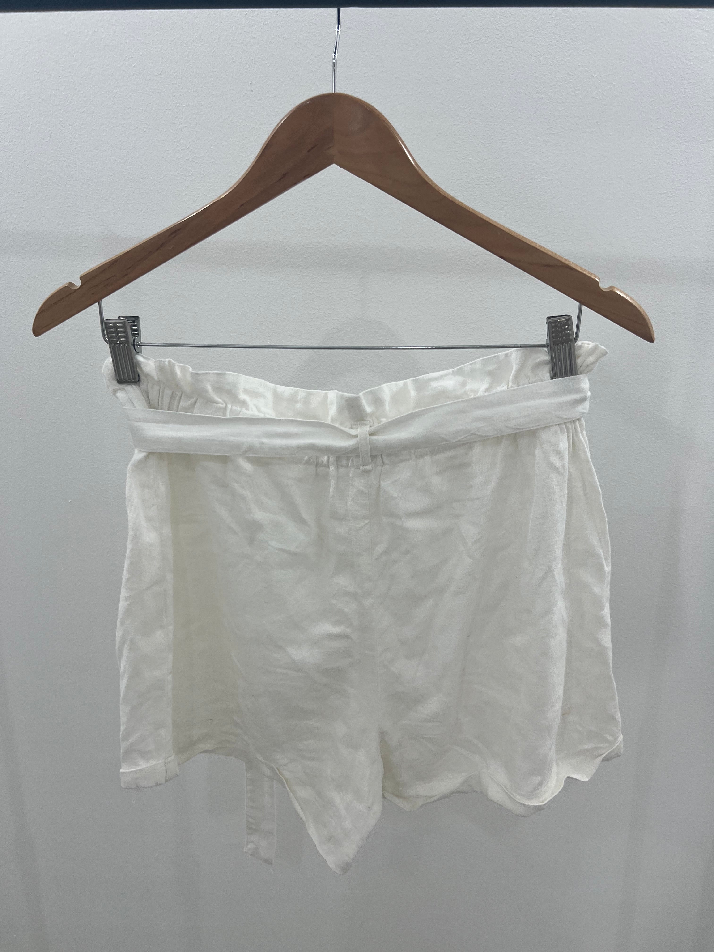 Short blanco hypnotic-Talla:S