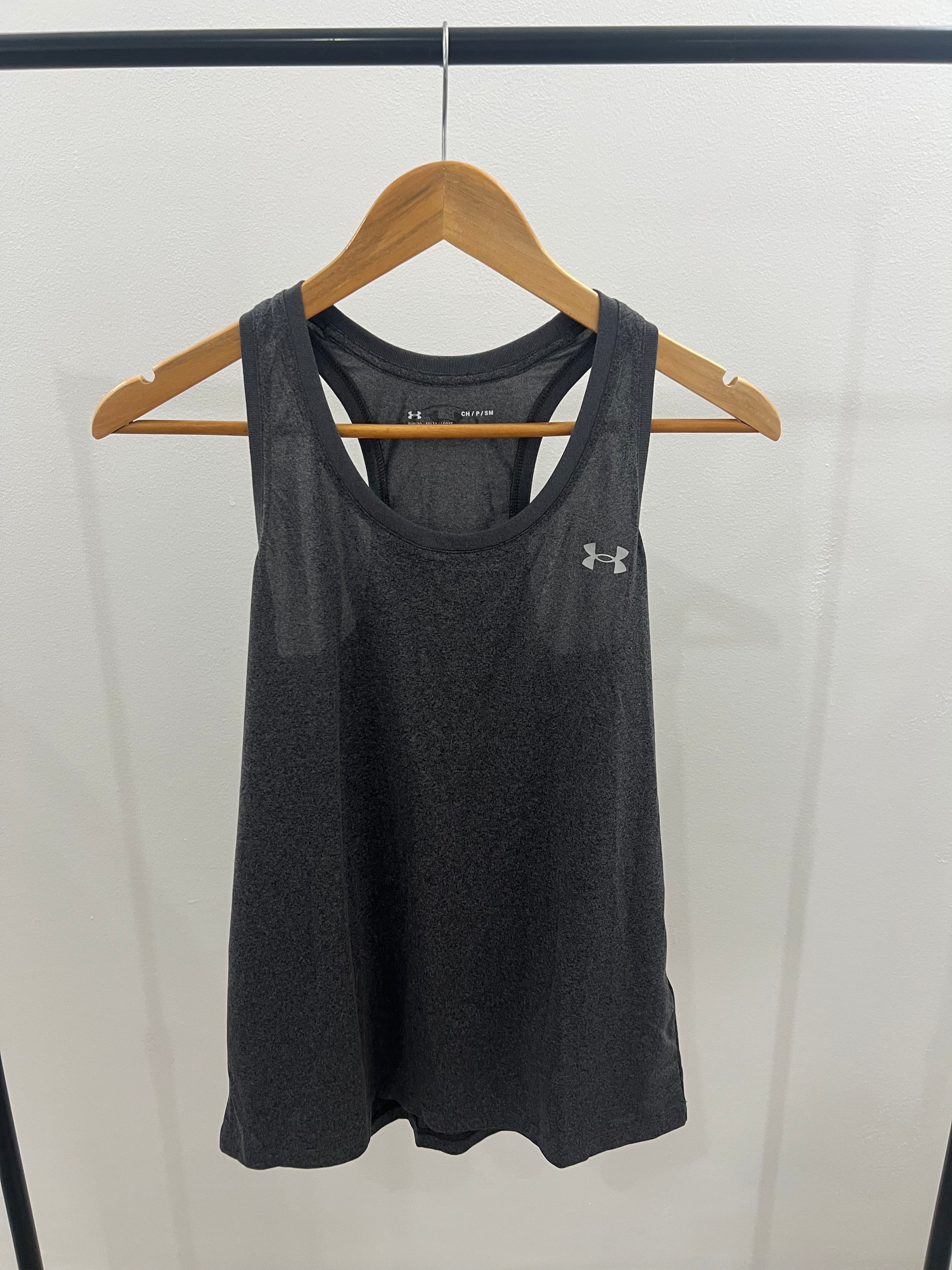 Polo deportivo under armour-Talla:S